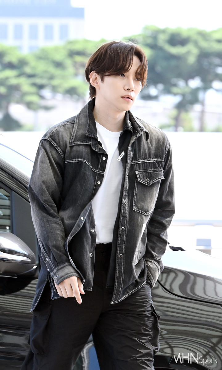 Lee Junho Casual Airport Outfits Ms Album