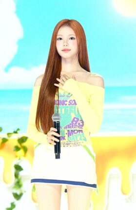 [포토] 하츠투하츠 이안 '자체발광 비주얼'