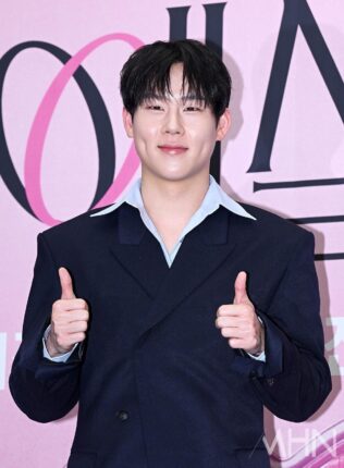 [포토] 몬스타엑스 주헌 '엄지척 미소'