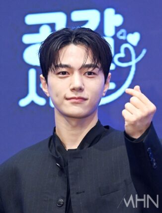 [포토] 김명수 '공감세포 반응하는 하트'