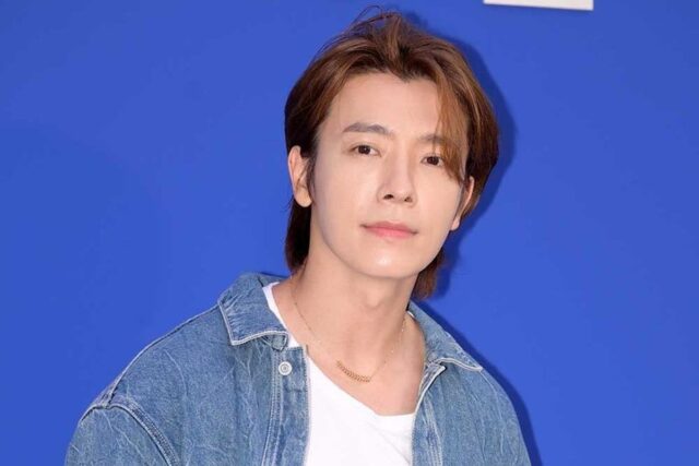 Super Junior's Donghae Apologizes to Fans: Behind the Scenes of His 'ALIVE' Tour Struggles