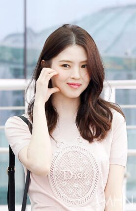 [포토] 한소희 '핑크빛 하트'