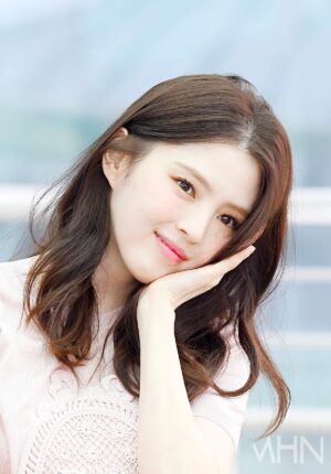 [포토] 한소희 '출국길 얼굴 자랑'