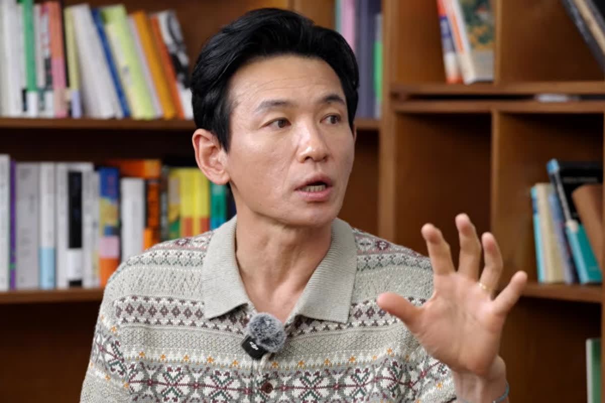 Hwang Jung-min Reveals the Truth Behind His Cannes Film Festival Experience