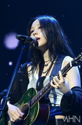 [포토] 권진아 '발라드가수는 잊어주세요'