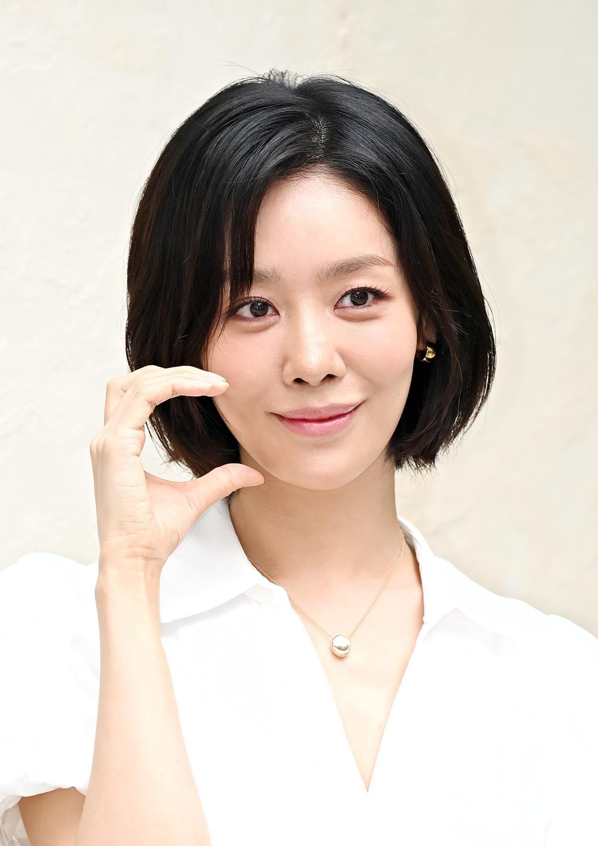 [포토] 차주영 ’우아한 하트’