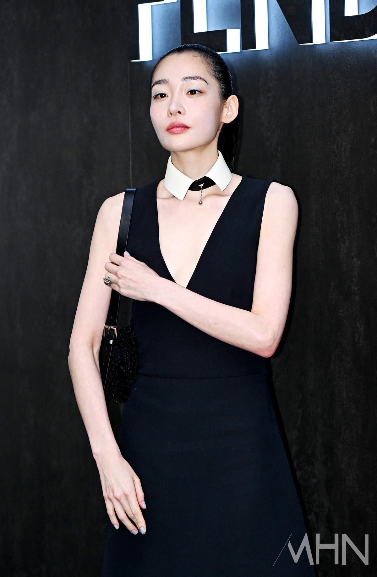 [포토] 김민하 ’17kg 감량한 가녀린 몸매’