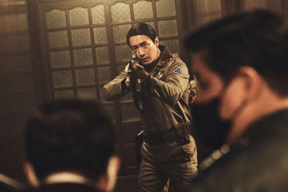 52년 전 ’그 날’ 재현한다…’서울의 봄’→’남산의 부장들’ 뒤이을 역대급 韓 영화 정체 (’암살자들’)