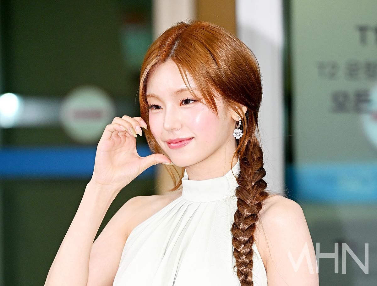 [포토] 있지 예지 ’사랑스러운 출국길’