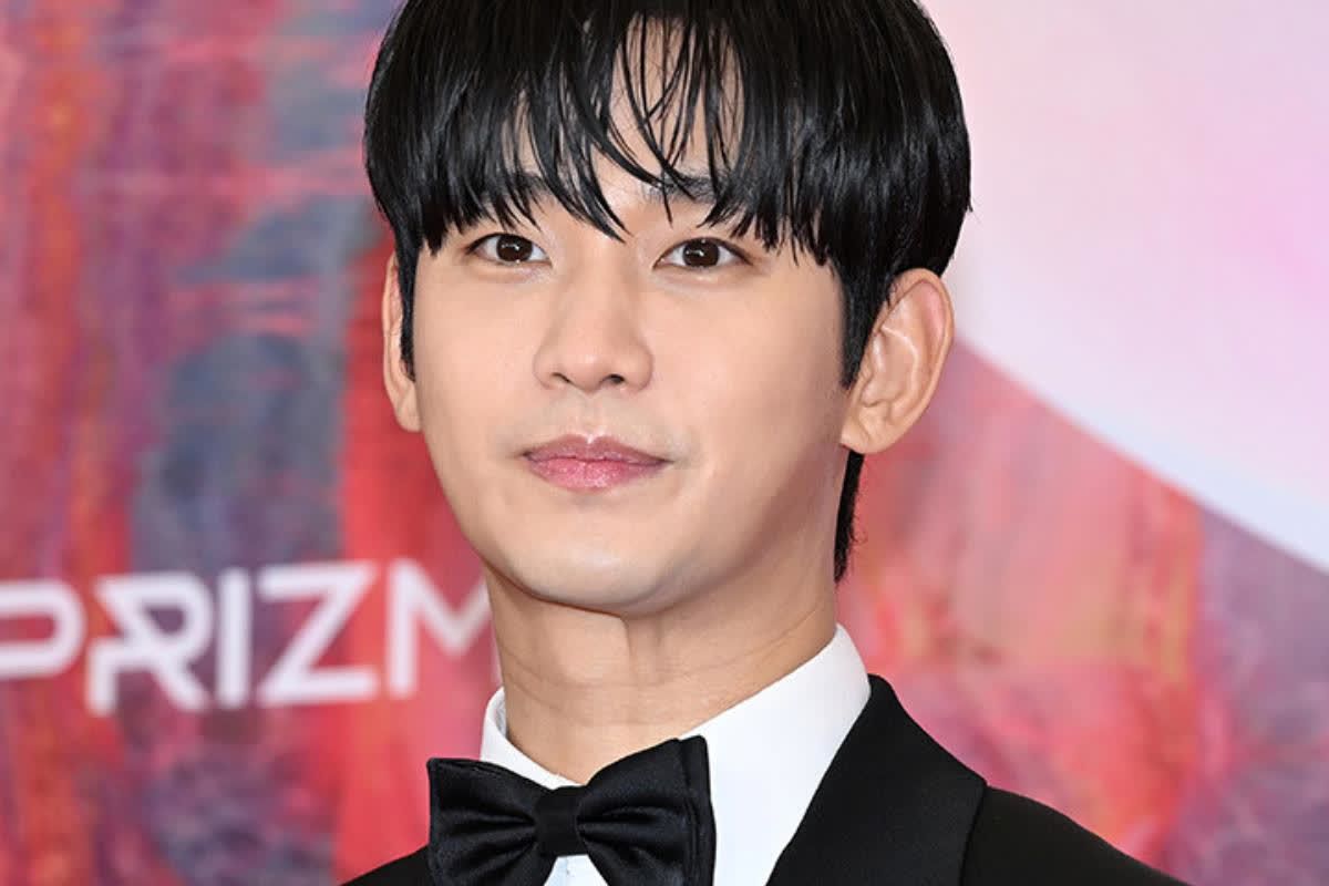 Kim Soo-hyun’s Comeback: What to Expect from Disney+’s ’Knock Off’ Amid Controversy?