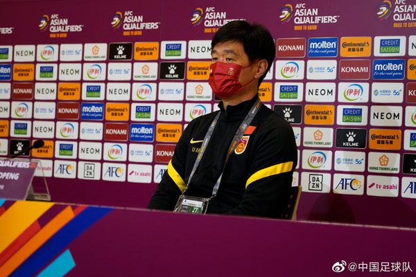 사진=중국축구연맹 공식 웨이보, 리샤오펑 감독