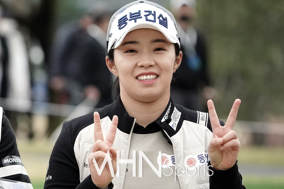 김수지 우승 예감 너무 좋아요[포토] < 포토뉴스 < 골프 < 스포츠 < 기사본문 - MHN스포츠 / MHN Sports 김수지 우승 예감 너무 좋아요[포토]