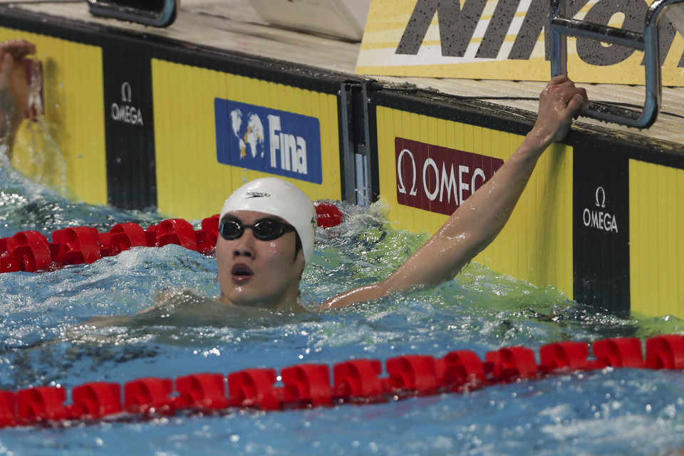 한국 남자 수영 국가대표 황선우가 롱코스(50ｍ) 세계선수권대회에서 또 한번 메달에 도전장을 내민다. [AP=연합뉴스]