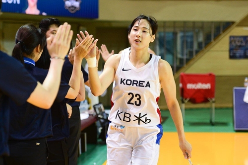 여자농구 대표팀의 김단비. 한국은 라트비아와 평가전에서 한 점 차 진땀승을 거뒀다. [대한민국농구협회 제공]