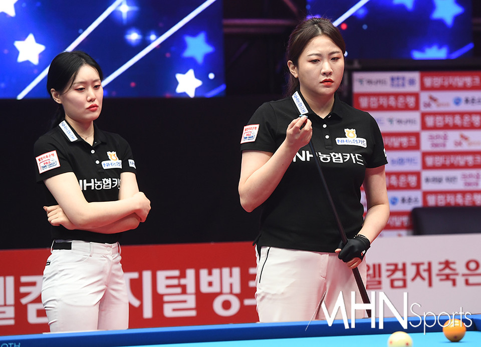 NH농협카드 김보미(좌)-김민아ⓒMHN스포츠 이지숙 기자