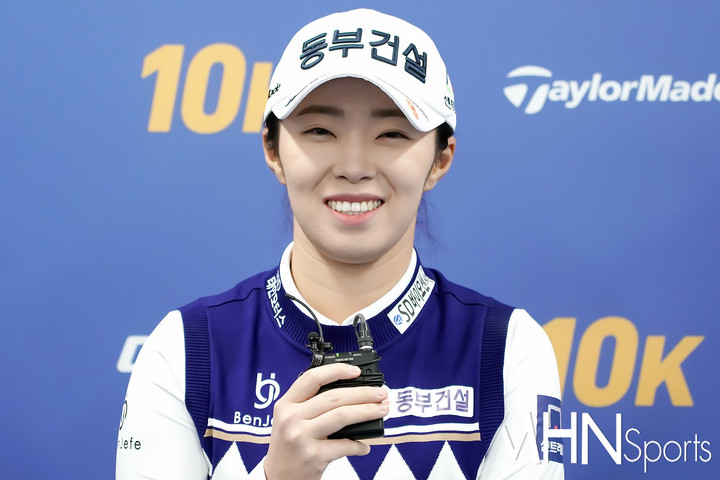 [Ms포토] 김수지 드라이버 바꾸고 거리 늘었어요 < 포토뉴스 < 골프 < 스포츠 < 기사본문 - MHN / 엠에이치앤 [Ms포토] 김수지 드라이버 바꾸고... 