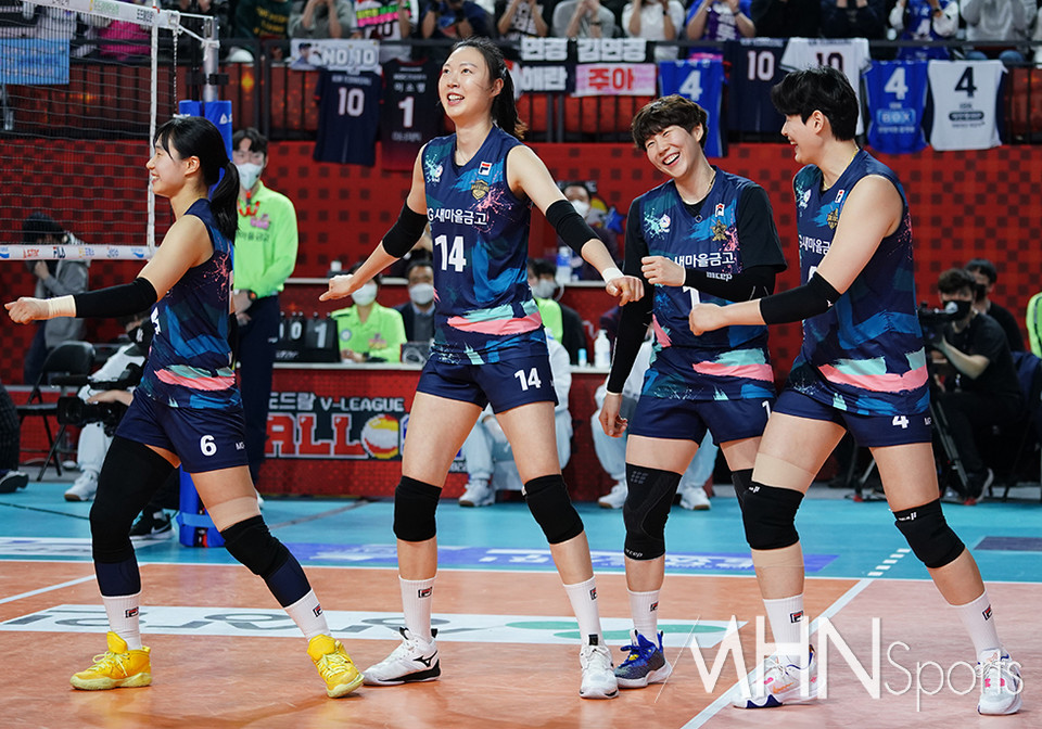 22-23시즌 올스타전에 나선 V-리그 여자부 선수들ⓒMHN스포츠 이지숙 기자