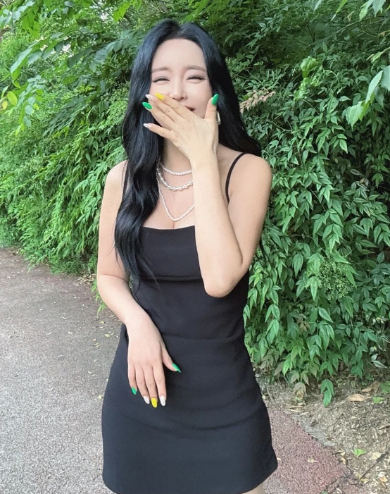 가수 홍진영, 홍진영 SNS