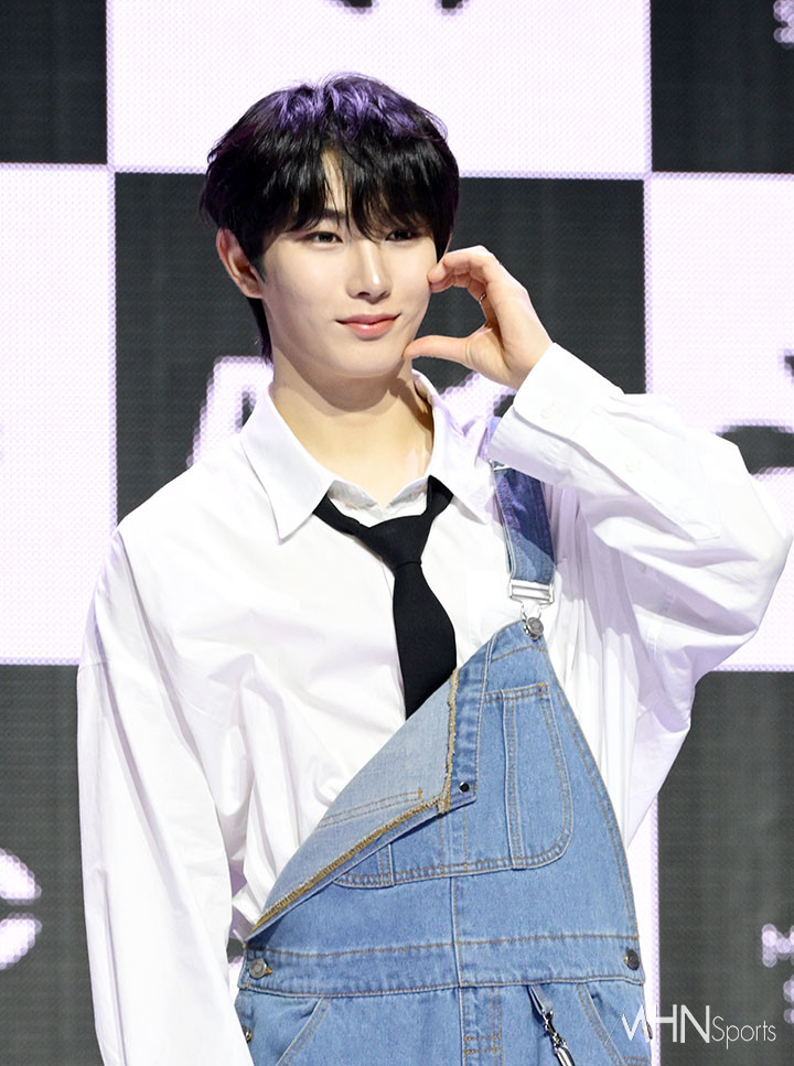아크 지우 든든한 메인보컬 < 무대쇼케이스 < 포토 < 연예 < 기사본문 - MHN / 엠에이치앤 아크 지우 든든한 메인보컬