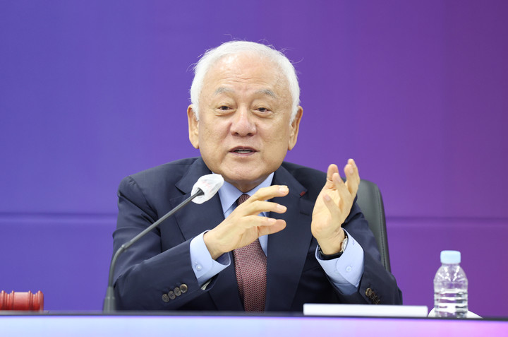 김한길 국민통합위원장