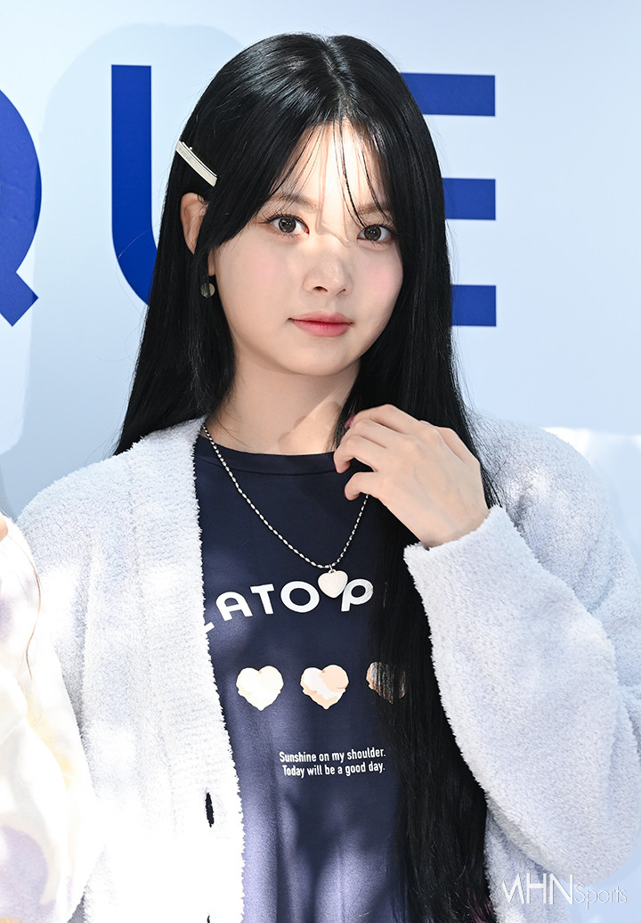 르세라핌 홍은채 '인형 미모'