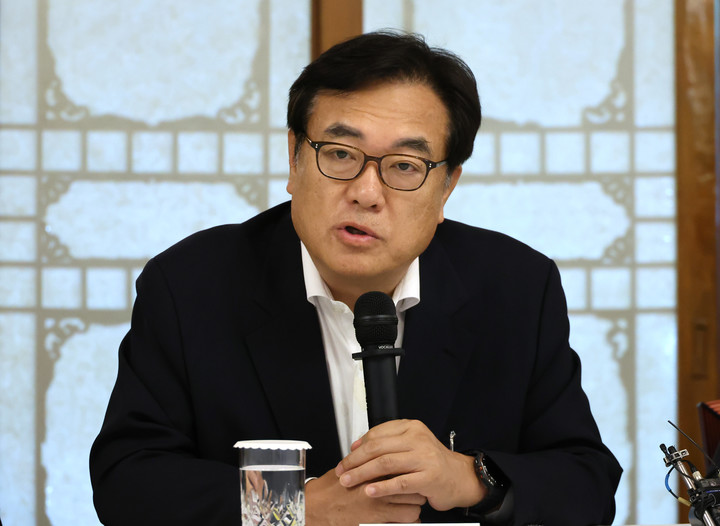 지난 8월 25일 서울 종로구에서 열린 고위당정협의회에서 발언하고 있는 정진석 대통령실 비서실장