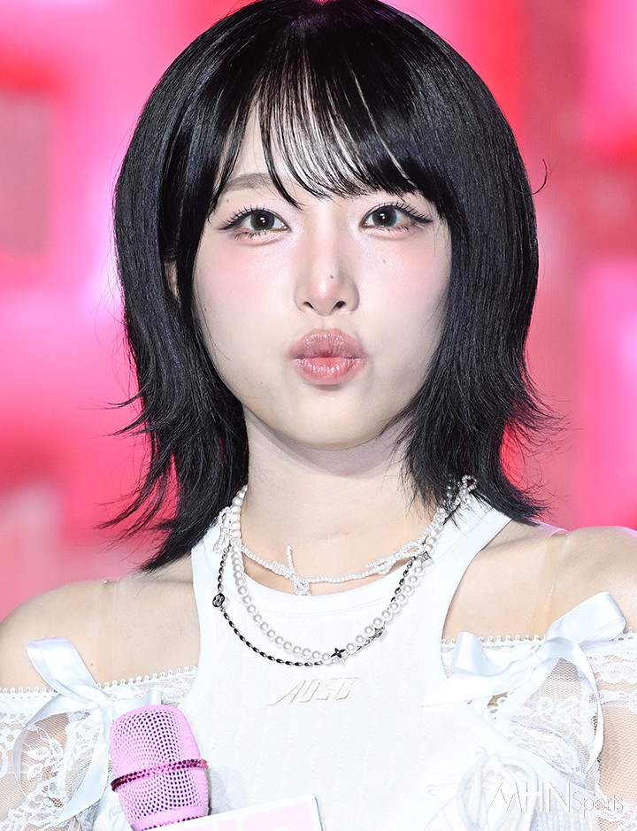 비타민보다 최예나 < 무대쇼케이스 < 포토 < 연예 < 기사본문 - MHN / 엠에이치앤 비타민보다 최예나 - MHN / 엠에이치앤