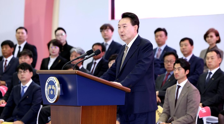 31일 경기도 고양시 킨텍스에서 열린 '2024 대한민국 소상공인대회 개막식'에 참석한 윤석열 대통령