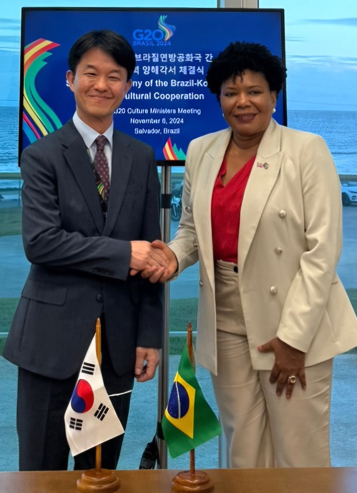 용호성 제1차관과 마르가레트 메네제스 장관