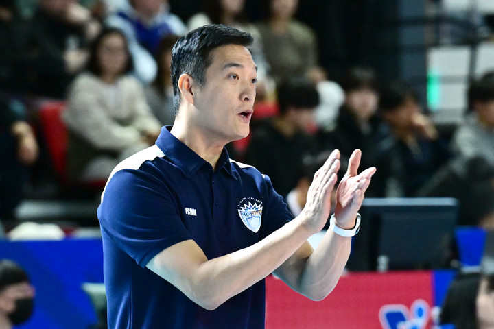 삼성화재 김상우 감독