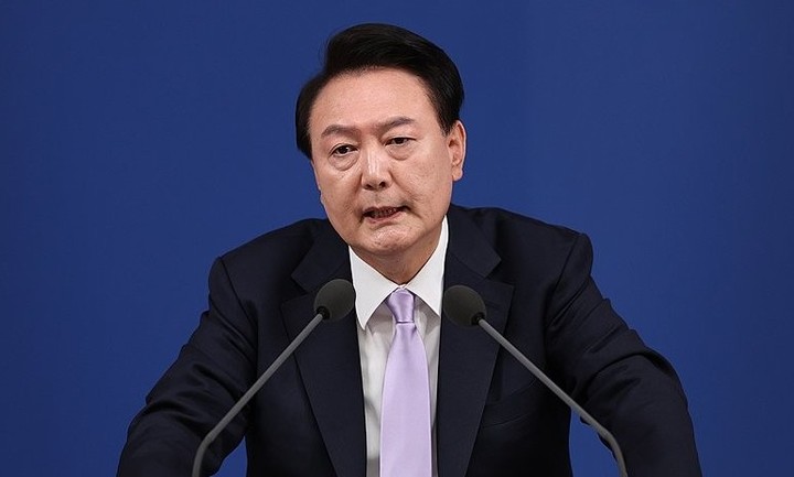 지난 3일 긴급브리핑에서 "비상 계엄" 선포한 윤석열 대통령