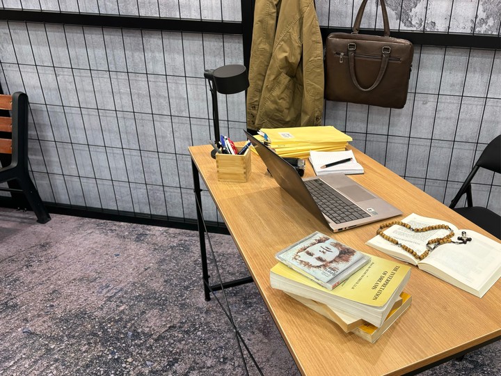 사진 = MHN스포츠 강시언 / [리뷰] 연극 '테베랜드', 아버지를 죽인 아들들의 땅, 그곳에 서린 비극에 관하여