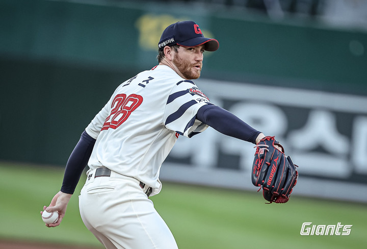 롯데 자이언츠 투수 찰리 반즈