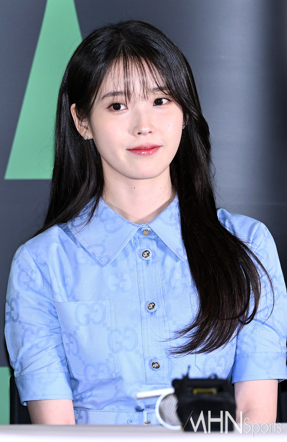 아이유 '단아하네'