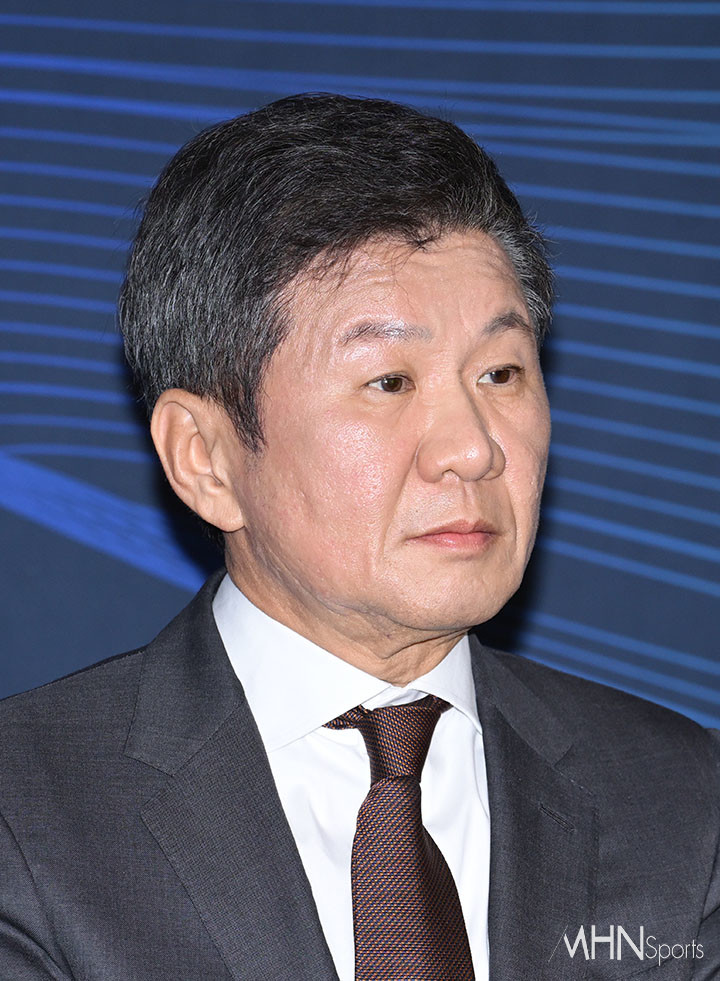 19일 제55대 대한축구협회장 선거 출마 기자회견에 나선 정몽규 대한축구협회장