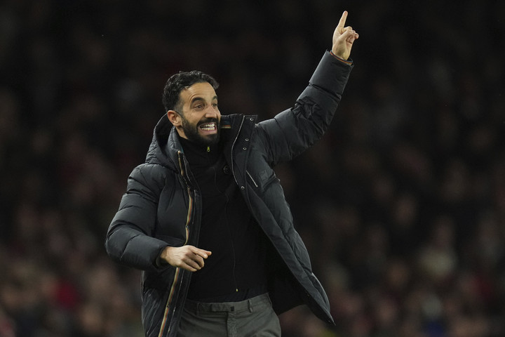 맨체스터 유나이티드 후벵 아모림 감독