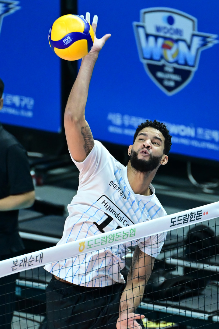 현대캐피탈 레오