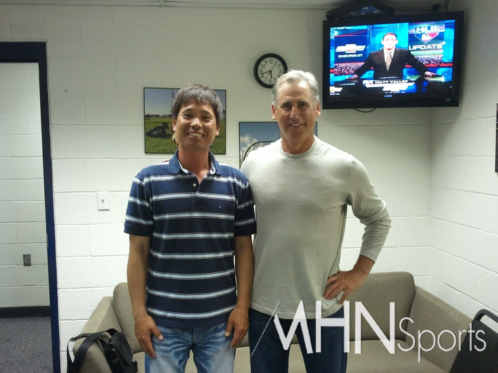 (전준호 해설위원과 버드 블랙 현 콜로라도 감독)