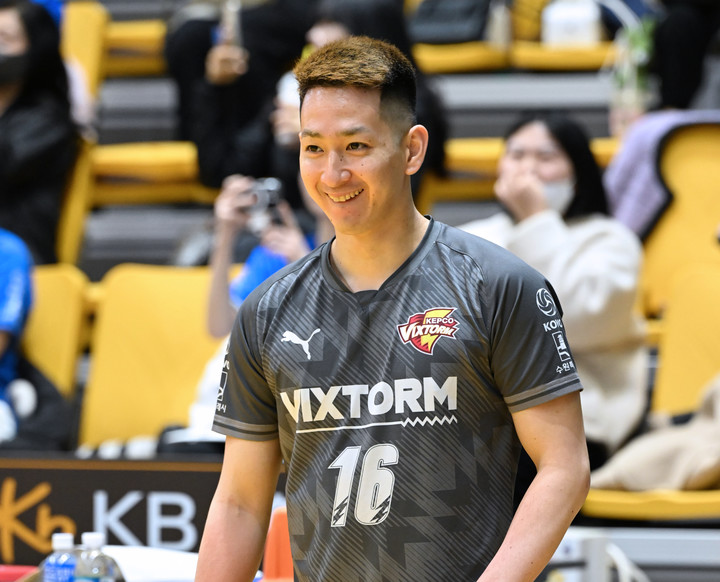 2023-2024시즌 한국전력에서 뛰던 시절 료헤이 이가