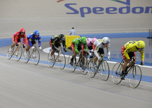 광명스피돔에서 특선급 선수들이 경주를 펼치고 있다.(사진 국민체육진흥공단 제공)