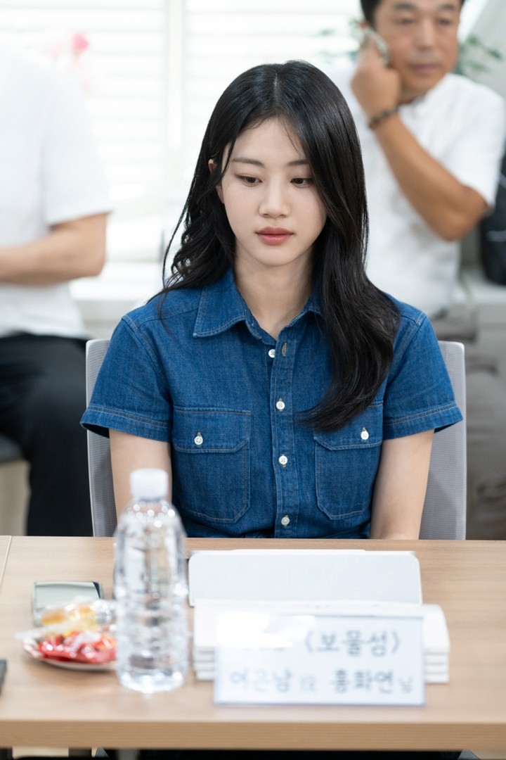 박형식X허준호, 나이를 뛰어넘은 완벽 연기 호흡...보물섬 대본리딩 현장서 입증 < 금토드라마 < 드라마 < 연예 < 기사본문 - MHN / 엠에이치앤... 
