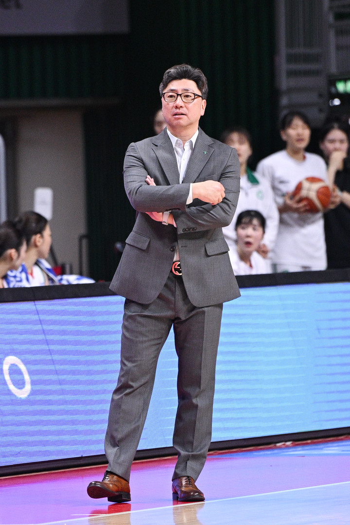 부천 하나은행 김도완 감독