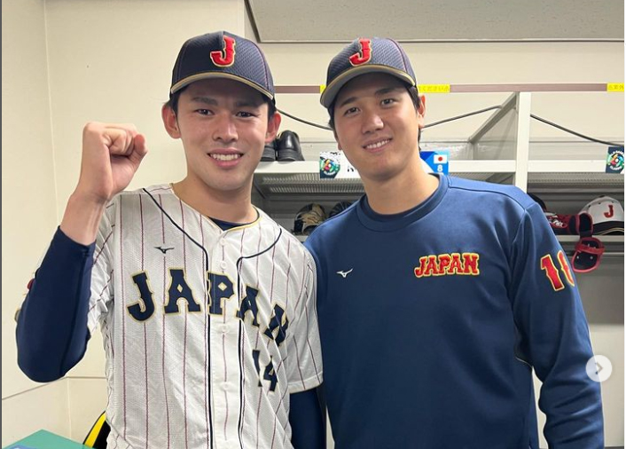 WBC 당시 오타니 쇼헤이(오른쪽)와 사사키 로키
