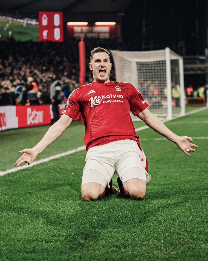 15일 리버풀과 경기에서 선제골을 넣은 뒤 세리모니를 하는 노팅엄 포레스트 공격수 크리스 우드