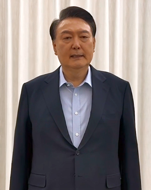 15일 고위공직자범죄수사처(공수처) 출석 관련 대국민 담화를 하고 있는 윤석열 대통령