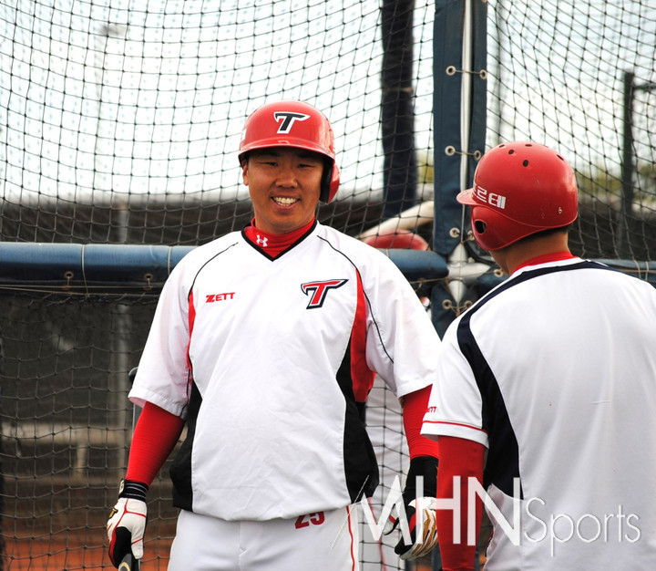 (이범호 KIA 감독의 선수시절 모습)