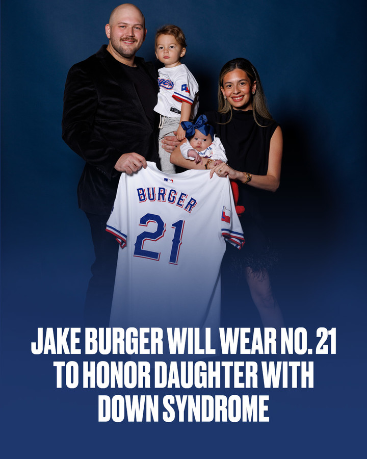 (텍사스로 이적한 내야수 버거와 그의 가족)