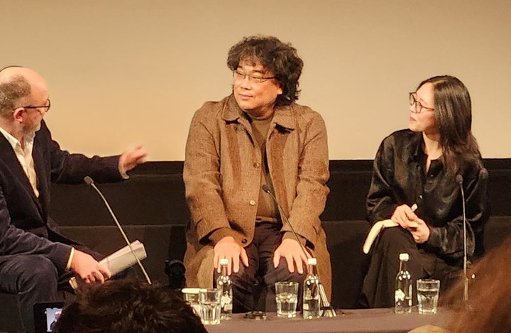 봉준호 영화감독이 12일(현지시간) 영국 런던 BFI 사우스뱅크에서 열린 '봉준호 대담' 행사에 참여하고 있다. 2025.2.13