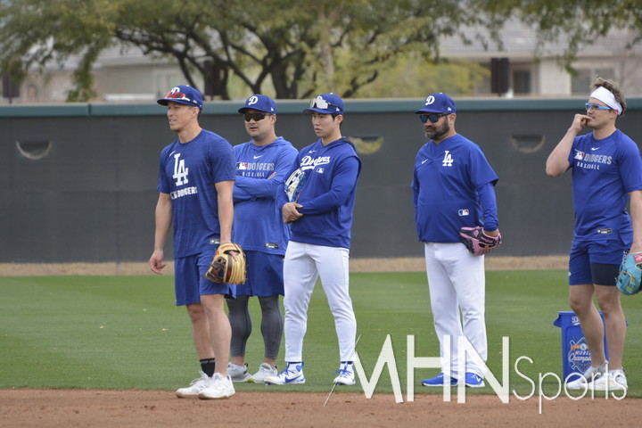 (다저스 내야수 김혜성(왼쪽에서 세 번째))