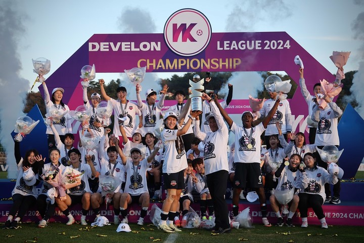 2024시즌 WK리그 챔피언결정전에서 우승을 차지한 수원FC 위민